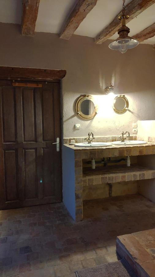 Le Manoir De Gatines Bed and Breakfast Tigné Εξωτερικό φωτογραφία