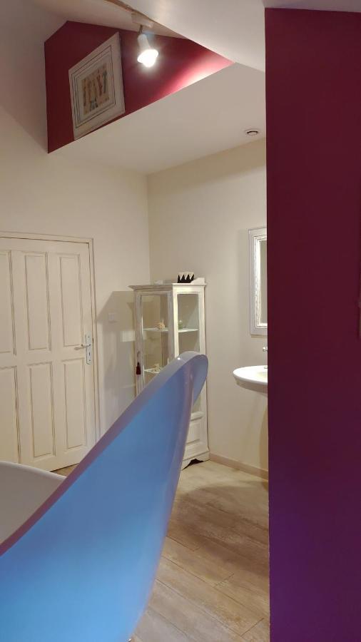 Le Manoir De Gatines Bed and Breakfast Tigné Εξωτερικό φωτογραφία