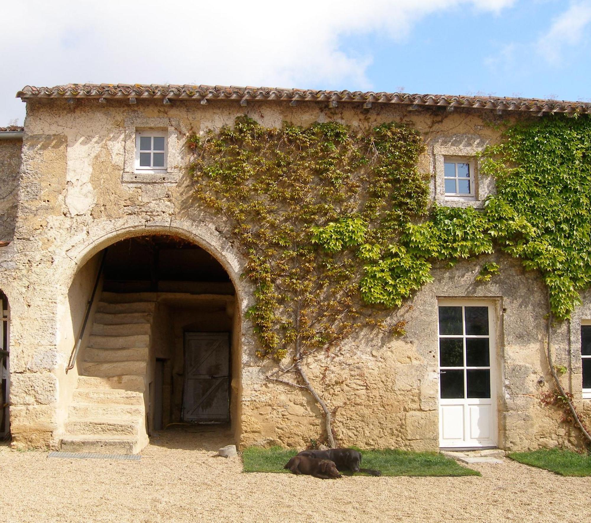 Le Manoir De Gatines Bed and Breakfast Tigné Εξωτερικό φωτογραφία